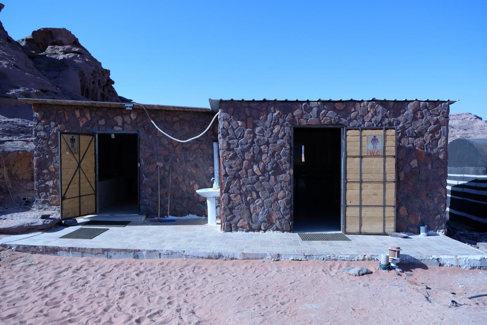 Hotel Khaled'S Camp Wadi Rum Esterno foto