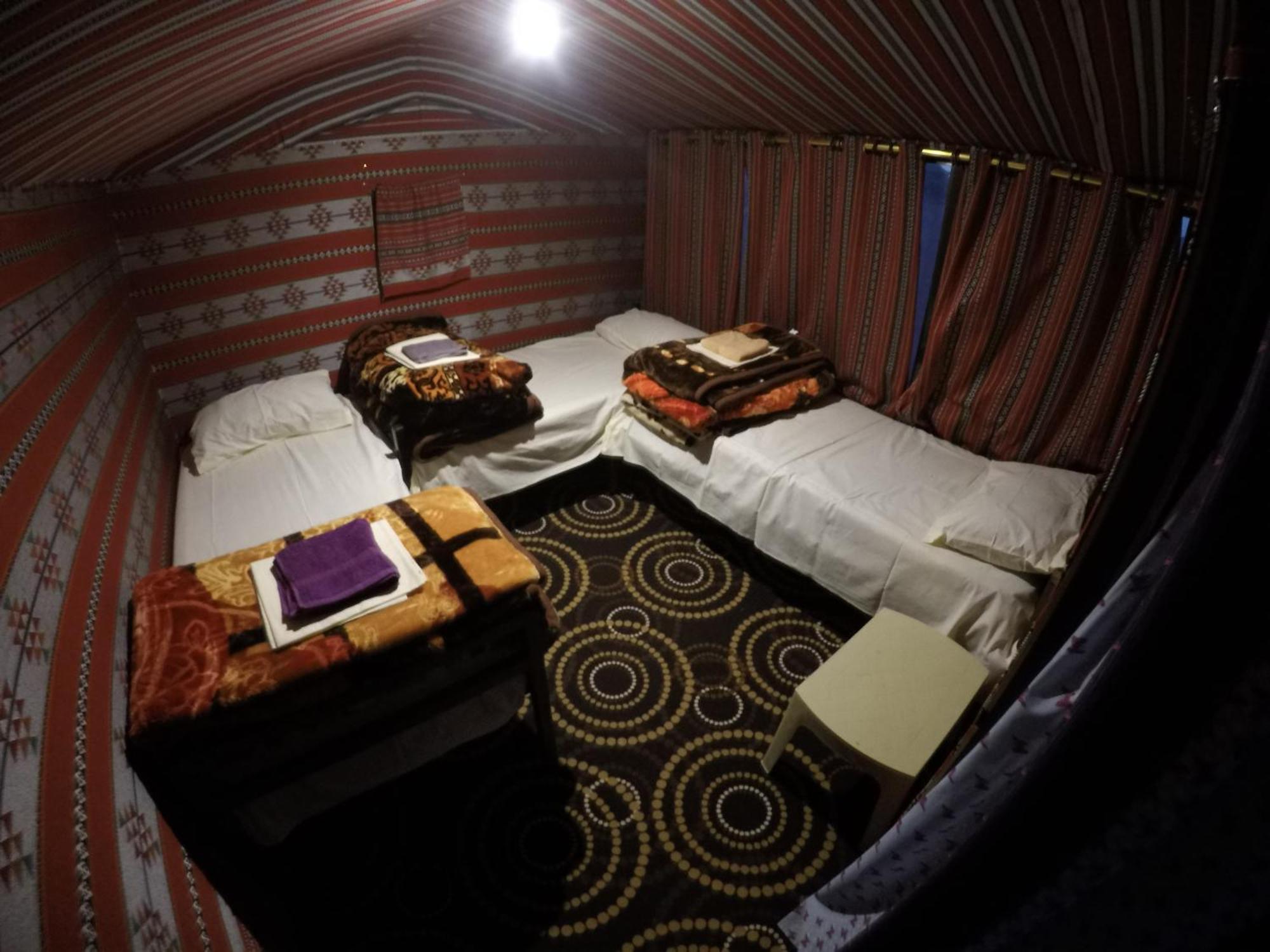 Hotel Khaled'S Camp Wadi Rum Esterno foto
